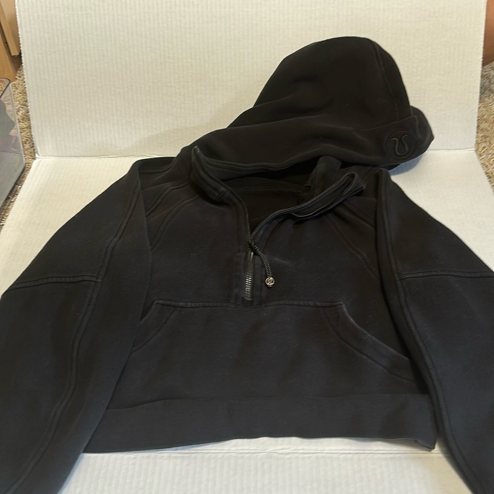 Lululemon scuba (xs,s)